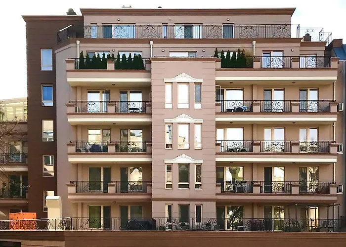 Center Kapana With Garage *